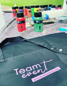 Juggesellensbschied Kreatives Teamevent mit Schürze in Machern